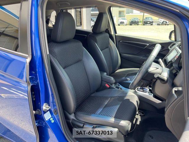 Honda FIT HYBRID 2014-07 6716135-7