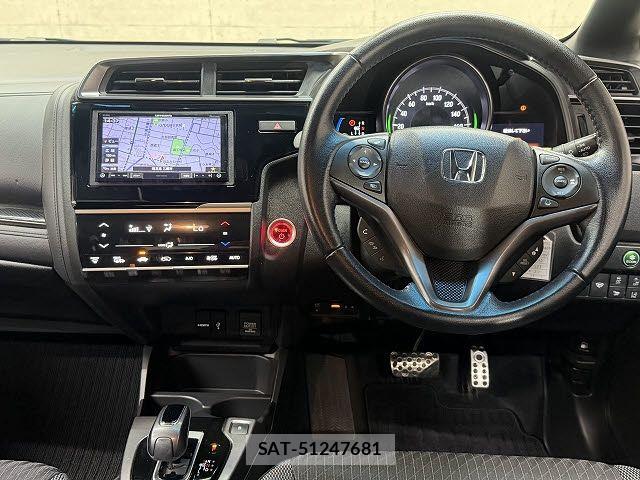 Honda FIT HYBRID 2018-09 6751597-1