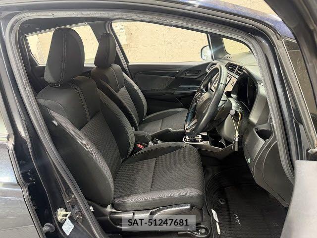 Honda FIT HYBRID 2018-09 6751597-6