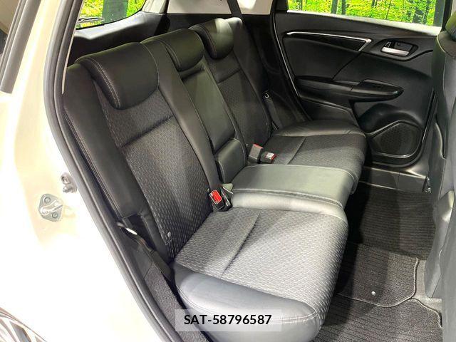 Honda FIT HYBRID 2013-11 6814909-8