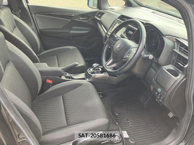 Honda FIT HYBRID 2018-03 6814902-9