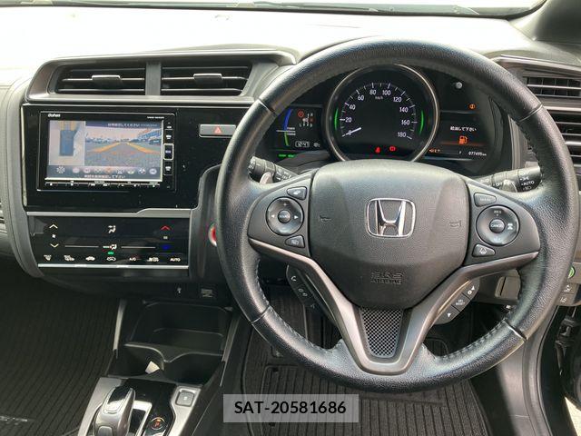 Honda FIT HYBRID 2018-03 6814902-17
