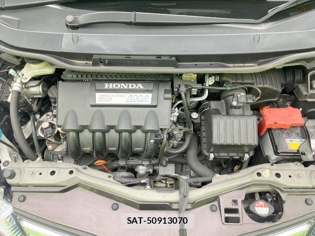 Honda FIT HYBRID 2013-03 6814908-17