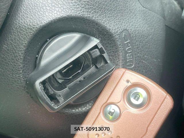Honda FIT HYBRID 2013-03 6814908-6