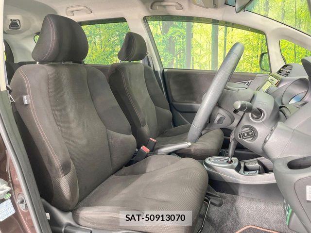 Honda FIT HYBRID 2013-03 6814908-7