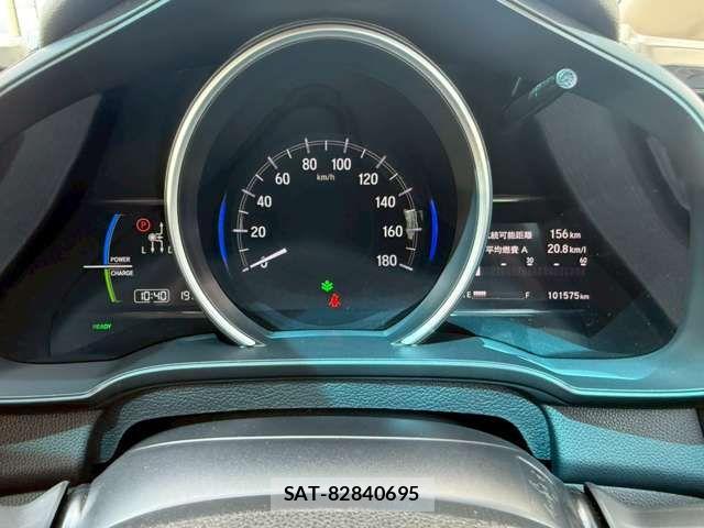 Honda FIT HYBRID 2017-08 6814904-9