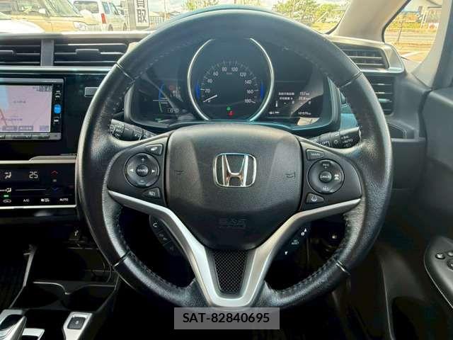 Honda FIT HYBRID 2017-08 6814904-10