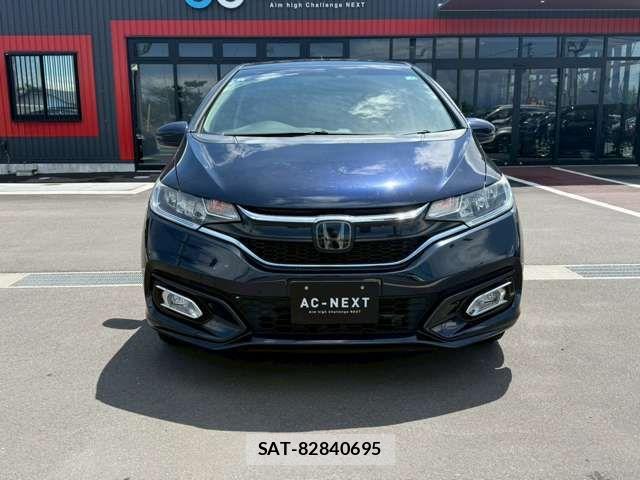 Honda FIT HYBRID 2017-08 6814904-13