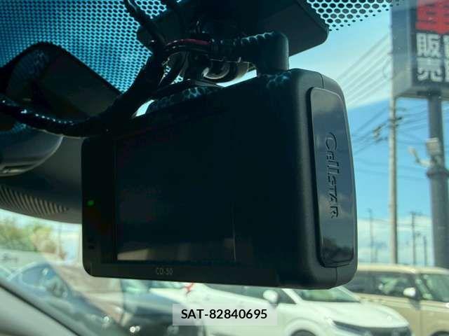 Honda FIT HYBRID 2017-08 6814904-2