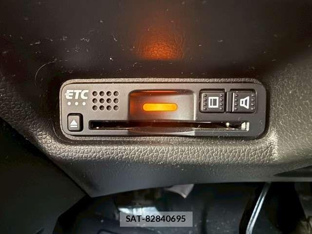 Honda FIT HYBRID 2017-08 6814904-6