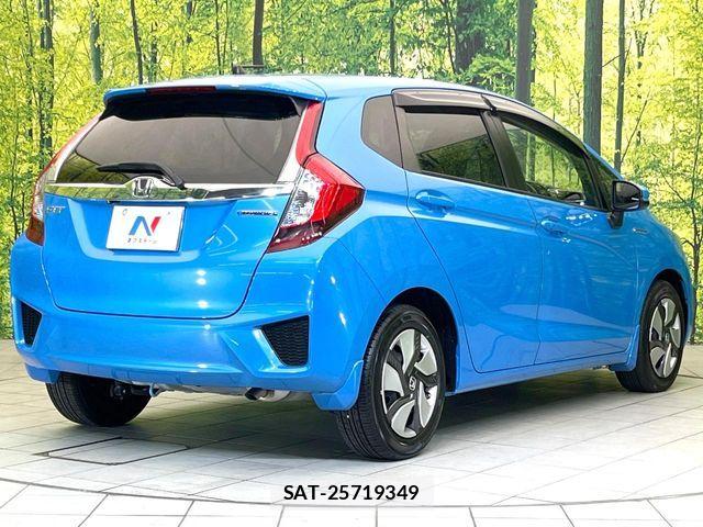 Honda FIT HYBRID 2014-09 6814907-16