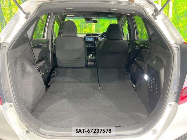 Honda FIT HYBRID 2014-04 6814910-9