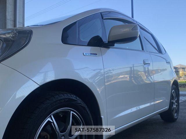 Honda FIT HYBRID 2012-06 6814925-12