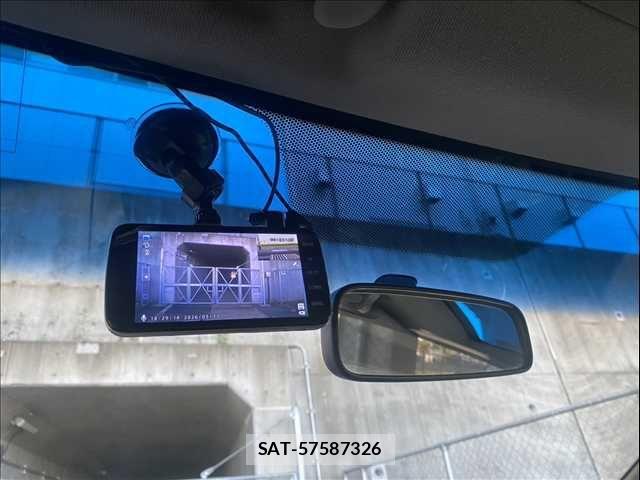 Honda FIT HYBRID 2012-06 6814925-22