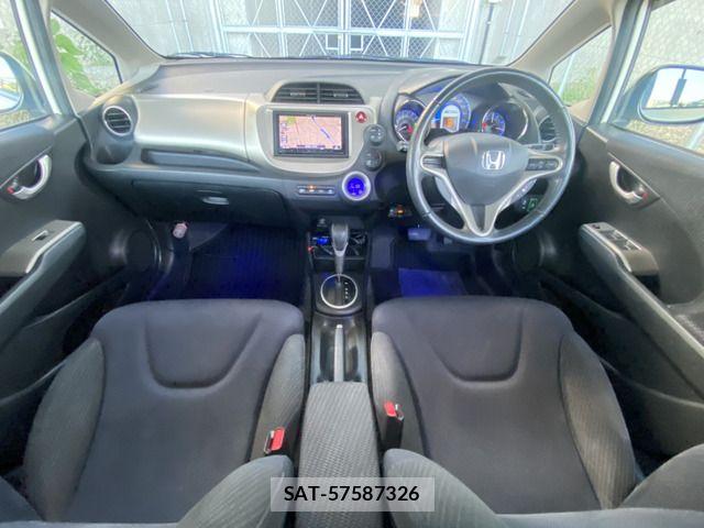 Honda FIT HYBRID 2012-06 6814925-2