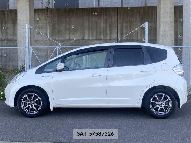 Honda FIT HYBRID 2012-06 6814925-6