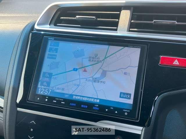 Honda FIT HYBRID 2014-01 6814905-4