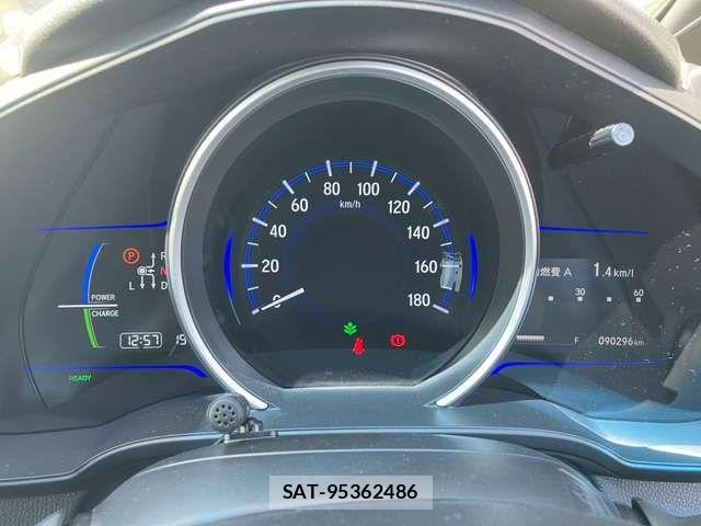 Honda FIT HYBRID 2014-01 6814905-8