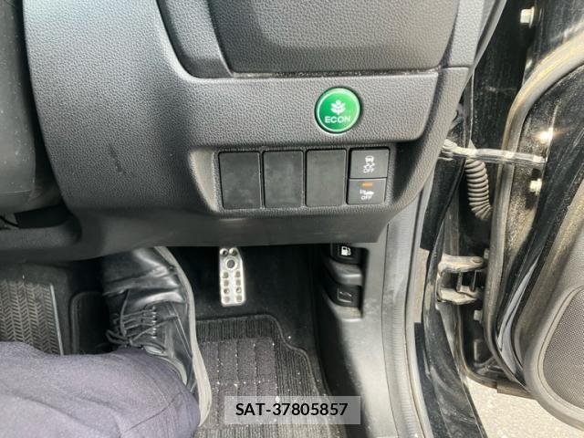 Honda FIT HYBRID 2014-06 6905163-14