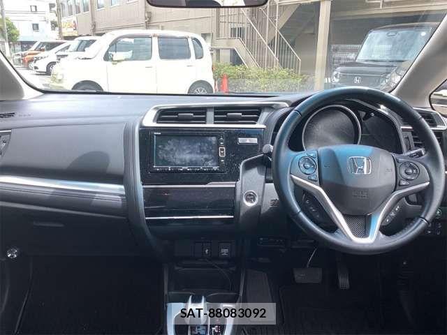 Honda FIT HYBRID 2019-12 6905134-8