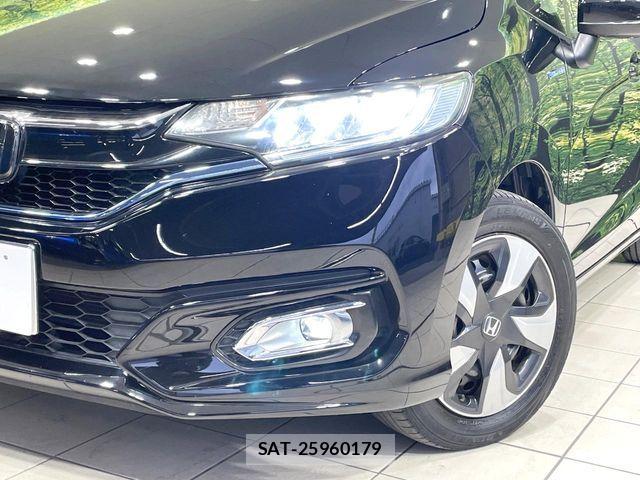 Honda FIT HYBRID 2017-11 6905147-11