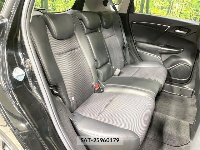 Honda FIT HYBRID 2017-11 6905147-8