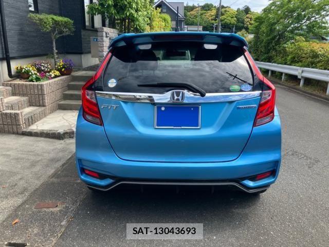 Honda FIT HYBRID 2017-06 6905146-4