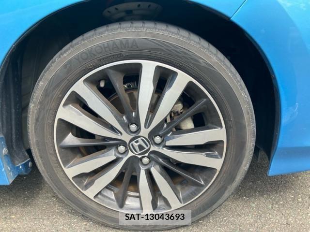 Honda FIT HYBRID 2017-06 6905146-6