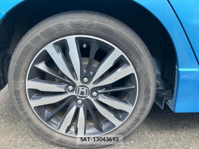 Honda FIT HYBRID 2017-06 6905146-7