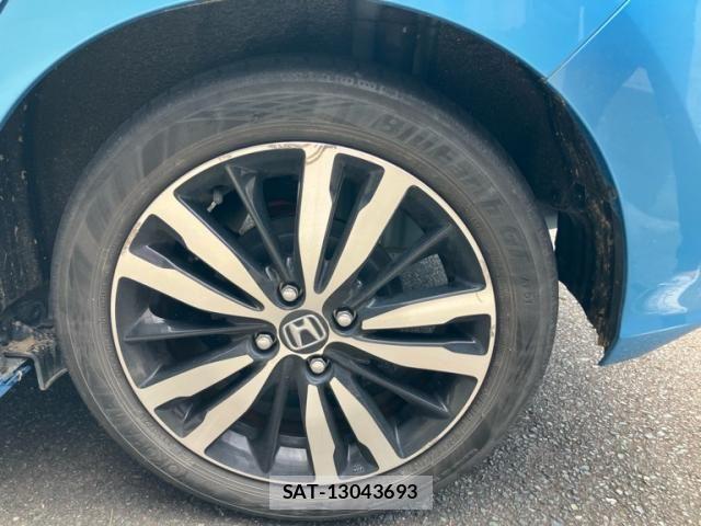 Honda FIT HYBRID 2017-06 6905146-8