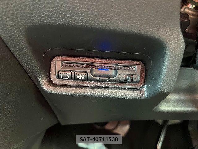 Honda FIT HYBRID 2016-02 6905135-15