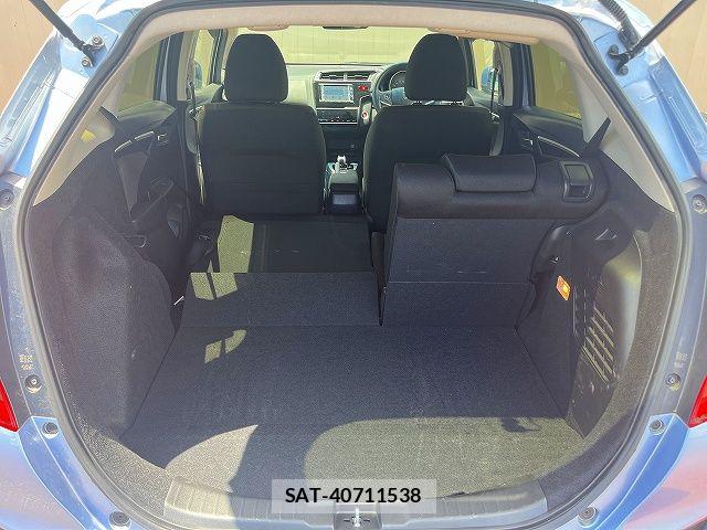 Honda FIT HYBRID 2016-02 6905135-21