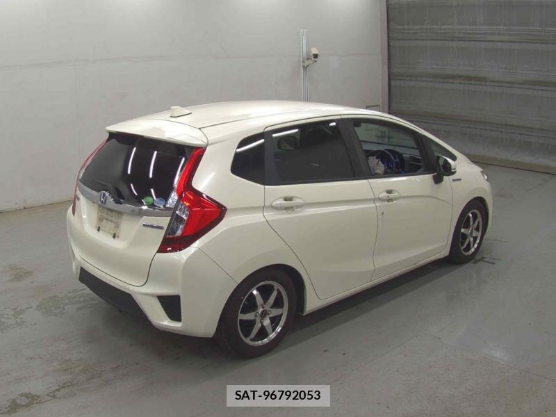 Honda FIT HYBRID 2015 6937245-1