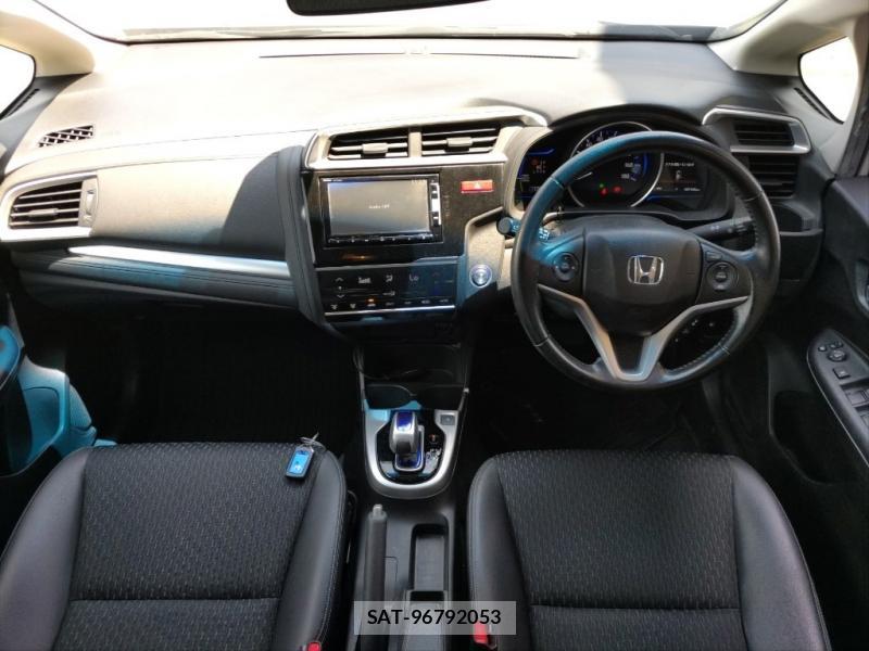 Honda FIT HYBRID 2015 6937245-4