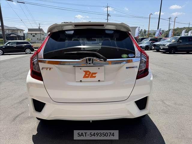 Honda FIT HYBRID 2015-05 6993583-13