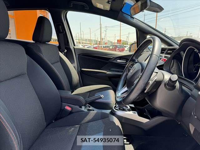 Honda FIT HYBRID 2015-05 6993583-15