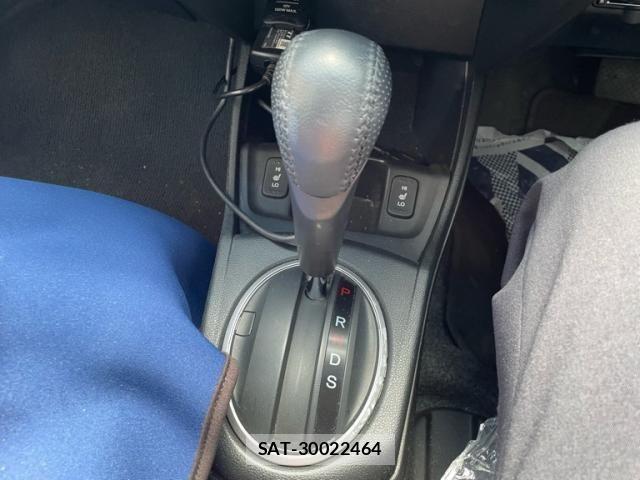 Honda FIT HYBRID 2012-06 6993605-16