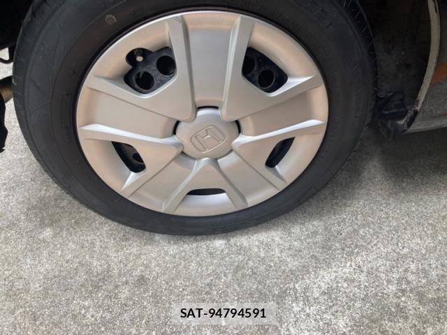 Honda FIT HYBRID 2013-06 6993607-5