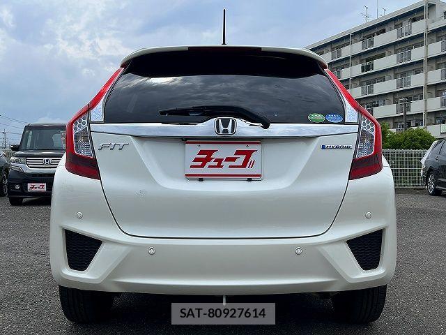 Honda FIT HYBRID 2014-01 7020477-23