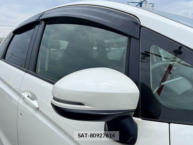 Honda FIT HYBRID 2014-01 7020477-24
