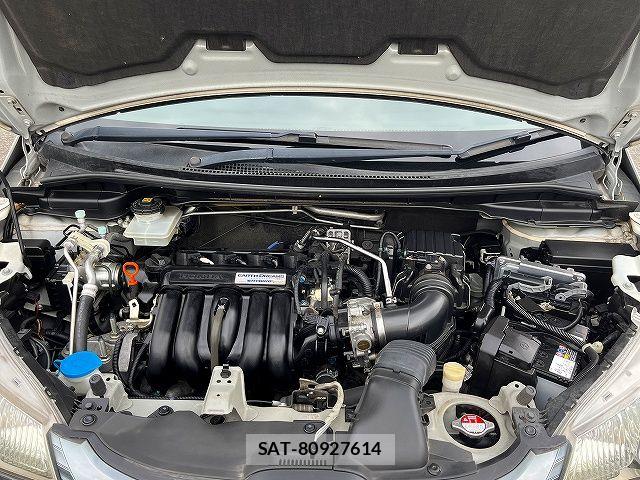 Honda FIT HYBRID 2014-01 7020477-27