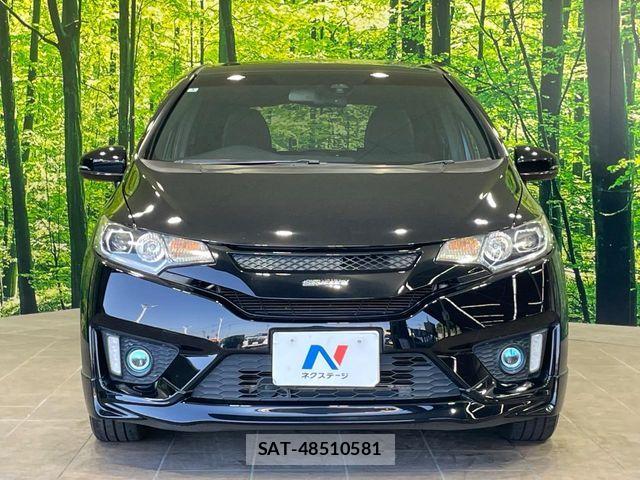 Honda FIT HYBRID 2016-03 7020476-13