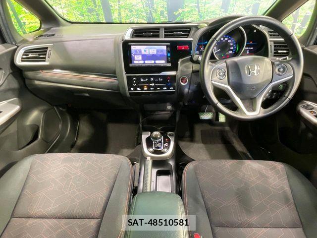 Honda FIT HYBRID 2016-03 7020476-1