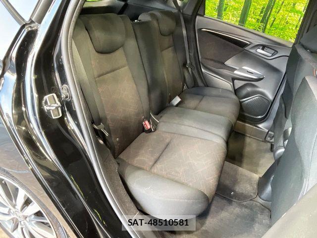 Honda FIT HYBRID 2016-03 7020476-8