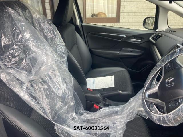 Honda FIT HYBRID 2014-03 7058548-9