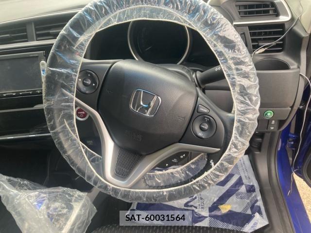 Honda FIT HYBRID 2014-03 7058548-6