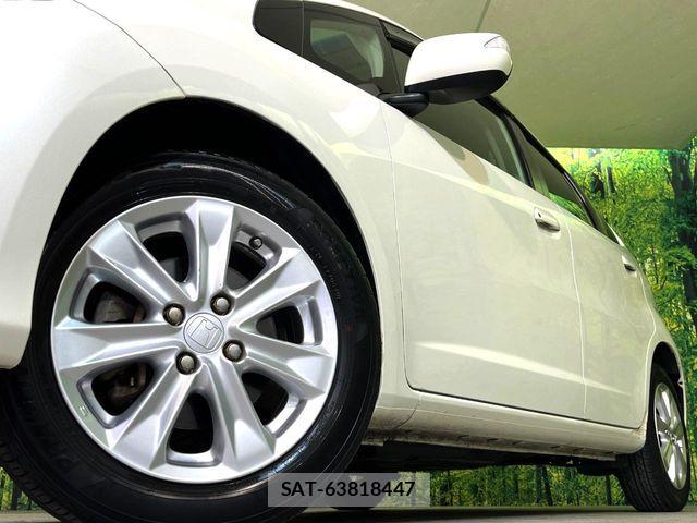 Honda FIT HYBRID 2011-08 7058542-12