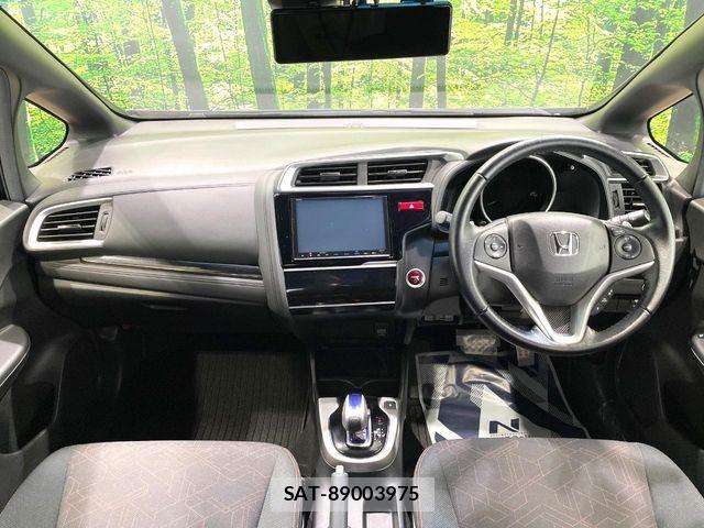 Honda FIT HYBRID 2016-12 7058537-1