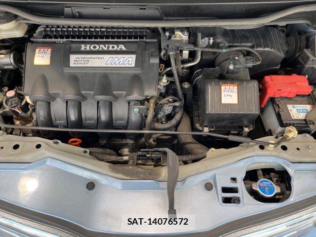 Honda FIT HYBRID 2013-03 7058543-17