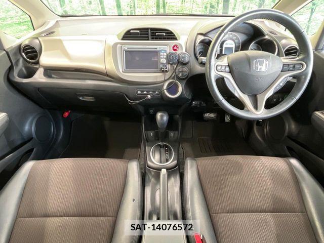 Honda FIT HYBRID 2013-03 7058543-1